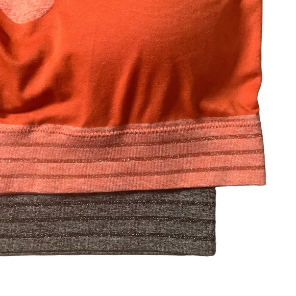 PRO FIT 2 PIECE SEAMLESS ATHLETIC BRAS/ BLACK & CORAL/ Size L - Picture 5 of 10